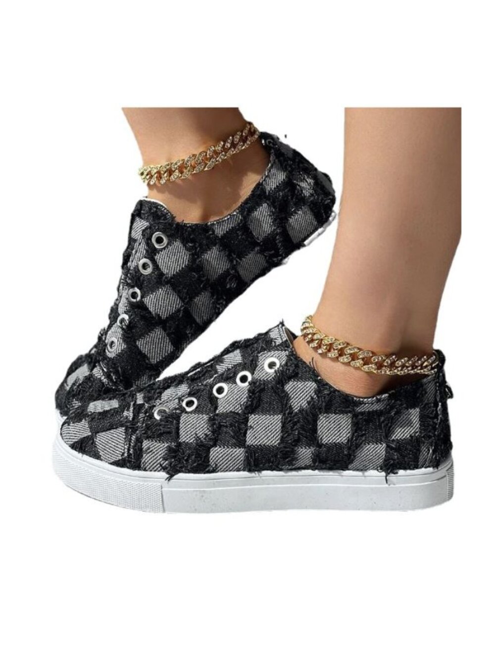 NEW size 7 narrow denim checker causal snekers.